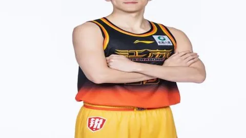 曼城顺利挺进足总杯半决赛